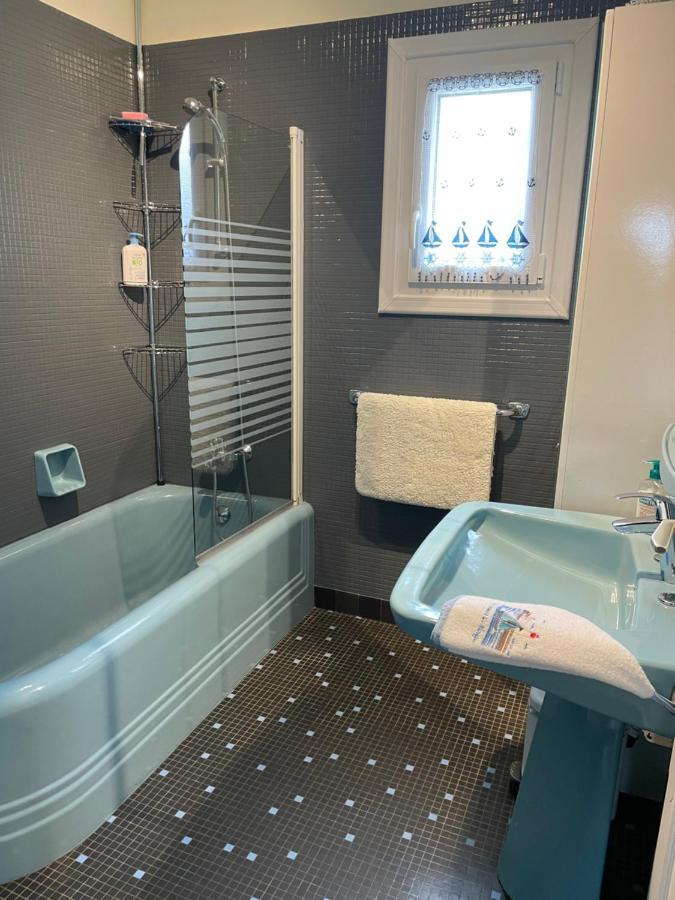 "La Revillaise" Proche Mer, Grand Jardin Clos, 2 A 5 Personnes-Adultes-Enfants- Réville Exterior foto